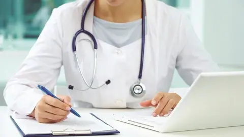 Imagen de recurso de una consulta m&eacute;dica.