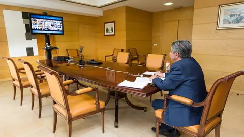 Revilla en la conferencia de presidentes auton&oacute;micos