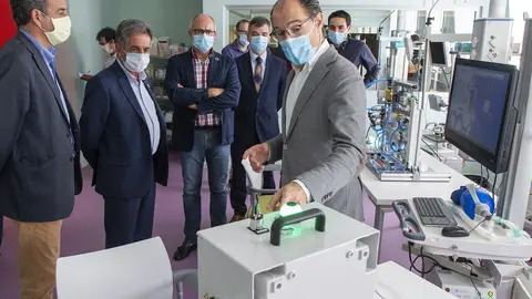 12:00Hospital Virtual Valdecilla El Presidente De Cantabria, Miguel &Aacute;ngel Revilla; Y Los Consejeros De Sanidad, Miguel Rodr&iacute;guez, Y De Innovaci&oacute;n, Industria, Transporte Y Comercio, Francisco Mart&iacute;n, Visitan Esta Instalaci&oacute;n. Nr6 May 2020