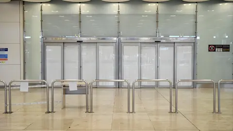 Puertas de salida de pasajeros del Aeropuerto Adolfo Su&aacute;rez Madrid Barajas.