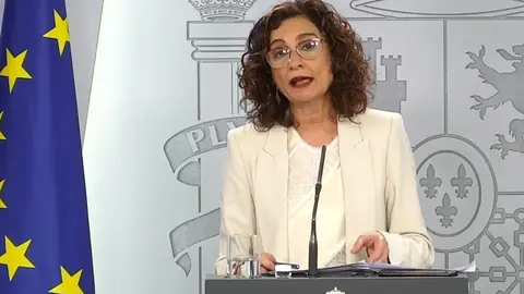 La ministra de Hacienda y portavoz del Gobierno, Mar&iacute;a Jes&uacute;s Montero, en una rueda de prensa telem&aacute;tica tras el Consejo de Ministros.