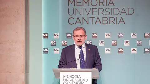 El rector de la Universidad de Cantabria, &Aacute;ngel Pazos