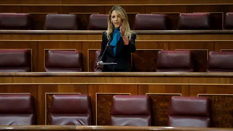 La portavoz del PP en el Congreso, Cayetana &Aacute;lvarez de Toledo, durante su intervenci&oacute;n en la sesi&oacute;n de control al Ejecutivo celebrada este mi&eacute;rcoles, despu&eacute;s de que el Consejo de Ministros aprobara este martes el llamado "Plan de Transici&oacute;n hacia la nueva