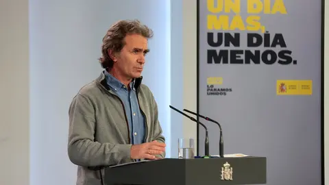 El director del Centro de Coordinaci&oacute;n de Alertas y Emergencias Sanitarias, Fernando Sim&oacute;n, durante una rueda de prensa tras una reuni&oacute;n del Comit&eacute; T&eacute;cnico para la Desescalada