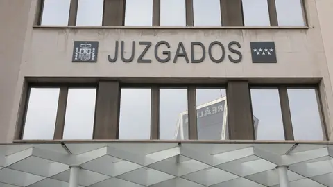 Entrada de los Juzgados de Plaza de Castilla.