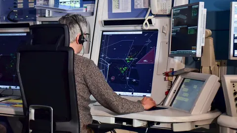 Controlador a&eacute;reeo.