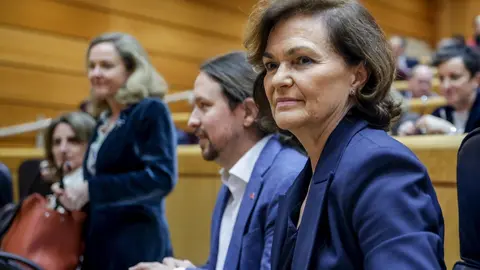 La vicepresidenta primera del Gobierno, Carmen Calvo, en el Senado