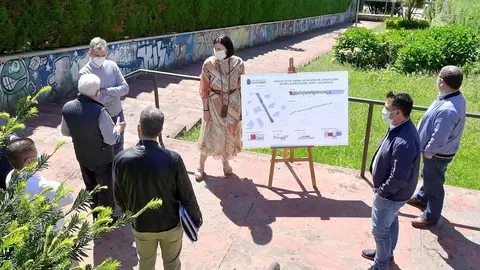 Gema Igual y C&eacute;sar D&iacute;az en su visita al inicio de las obras