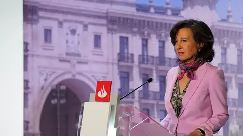 La presidenta de Banco Santander, Ana Bot&iacute;n, en la junta general de accionistas 2019.