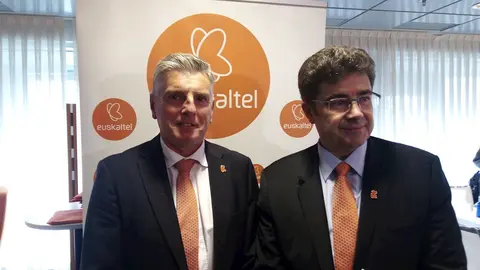 El presidente de Euskaltel; Xabier Iturbe, y el CEO, Jos&eacute; Miguel Garc&iacute;a
