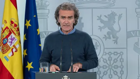 El director del Centro de Coordinaci&oacute;n de Alertas y Emergencias Sanitarias, Fernando Sim&oacute;n, durante la primera rueda de prensa por la tarde tras la reuni&oacute;n del Comit&eacute; de Gesti&oacute;n de la Desescalada, en Madrid (Espa&ntilde;a) a 18 de mayo de 2020.