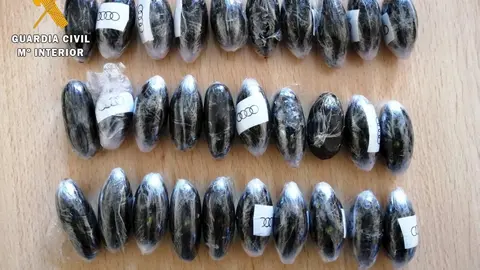 Nota De Prensa La Guardia Civil Detiene Dos Personas Por Tr&aacute;fico De Drogas