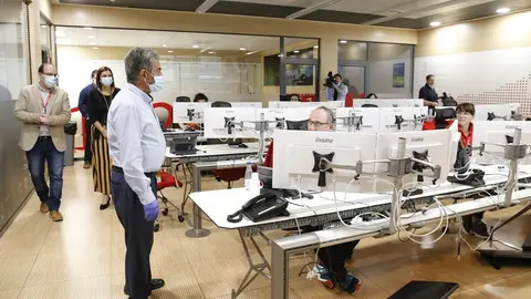 Revilla visita con la consejera de Interior el 112