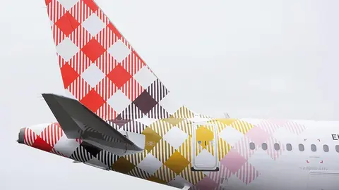 Detalle de una de las aeronaves de la compa&ntilde;&iacute;a Volotea