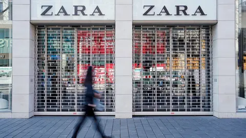  Tienda de Zara cerrada durante la crisis del coronavirus