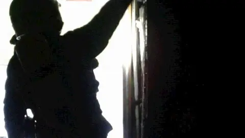 Incendio en la cocina de una casa de Limpias