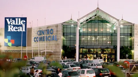 El centro comercial Valle Real, ubicado en Malia&ntilde;o (Camargo)