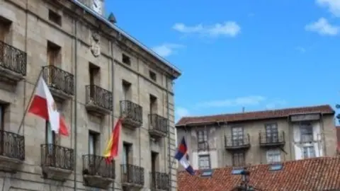 Ayuntamiento-nueva-1-370x260