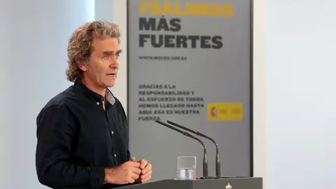 El director del Centro de Coordinaci&oacute;n de Alertas y Emergencias Sanitarias, Fernando Sim&oacute;n, comparece en rueda de prensa para informar sobre las novedades del Covid-19. En Madrid, (Espa&ntilde;a), a 27 de mayo de 2020.