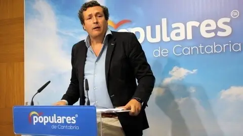 El portavoz del PP I&ntilde;igo Fern&aacute;ndez