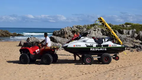 Servicio de Salvamento y Socorrismo de Cruz Roja. Archivo