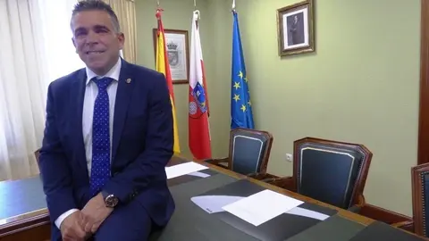 El alcalde de Argo&ntilde;os, Juan Jos&eacute; Barruetabue&ntilde;a