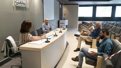 Reuni&oacute;n de las empresas de formaci&oacute;n con el diputado Jos&eacute; Mar&iacute;a Maz&oacute;n