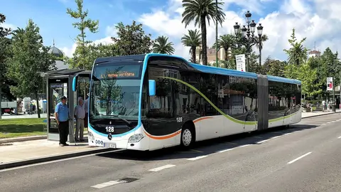 Autob&uacute;s municipal de Santander TUS