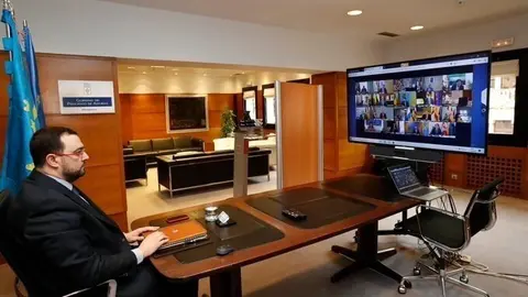 Adri&aacute;n Barb&oacute;n