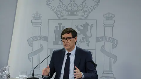 El ministro de Sanidad, Salvador Illa, comparece en rueda de prensa posterior al Consejo de Ministros extraordinario de car&aacute;cter no presencial. En Moncloa, Madrid (Espa&ntilde;a), a 5 de junio de 2020.