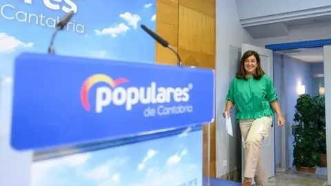 La presidenta del PP de Cantabria, Mar&iacute;a Jos&eacute; S&aacute;enz de Buruaga, en el PP