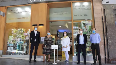 Reparto de mascarillas en las farmacias