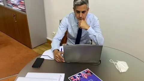 Pablo Zuloaga participa en el Consejo Pol&iacute;tico Federal del PSOE