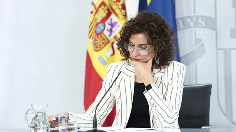 La ministra portavoz y de Hacienda, Mar&iacute;a Jes&uacute;s Montero.