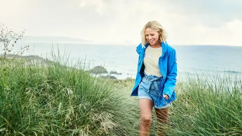 Imagen de la campa&ntilde;a de la nueva colecci&oacute;n de Regatta con Kimberley Walsh