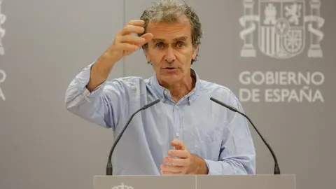 El director del Centro de Coordinaci&oacute;n de Alertas y Emergencias Sanitarias (CCAES), Fernando Sim&oacute;n, 