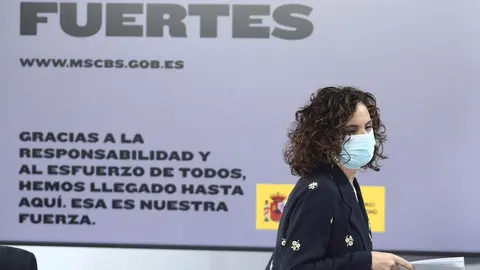 La ministra portavoz y de Hacienda, Mar&iacute;a Jes&uacute;s Montero, a su llegada a la rueda de prensa tras la celebraci&oacute;n de un Consejo de Ministros extraordinario, en Moncloa, Madrid (Espa&ntilde;a), a 26 de junio de 2020.