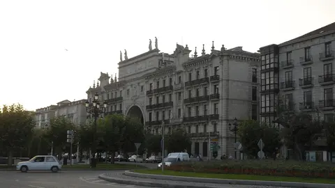 Fachada de la Sede del Edificio del Banco Santander, en la ciudad de Santander. 