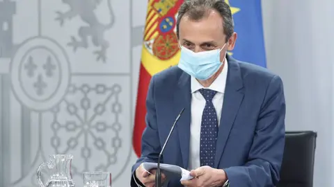 El ministro de Ciencia e Innovaci&oacute;n, Pedro Duque, a su llegada a la comparecencia en rueda de prensa posterior al Consejo de Ministros celebrado en Moncloa, Madrid (Espa&ntilde;a), a 30 de junio de 2020.