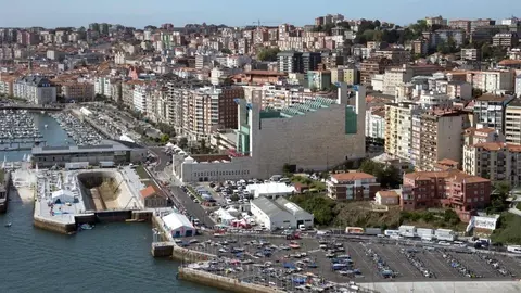 Imagen a&eacute;rea del Palacio de Festivales de Cantabria