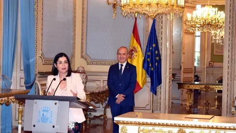 La ministra de Pol&iacute;tica Territorial y Funci&oacute;n P&uacute;blica y el rector de la UNED firman un protocolo de colaboraci&oacute;n.