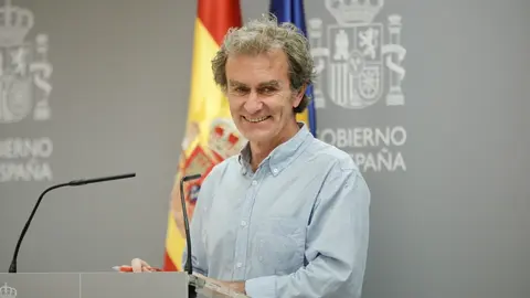 El director del Centro de Coordinaci&oacute;n de Alertas y Emergencias Sanitarias (CCAES), Fernando Sim&oacute;n, ofrece la segunda rueda de prensa de la segunda semana tras el estado de alarma para informar de la evoluci&oacute;n de la COVID-19, en Madrid (Espa&ntilde;a), a 2 de ju