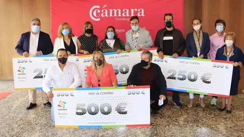 Entrega de premios de la campa&ntilde;a de vales de compra