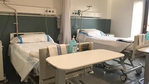 Imagen de recurso 2 del Hospital General de Mallorca, cama, habitaci&oacute;n, centro hospitalario, Palma, archivo