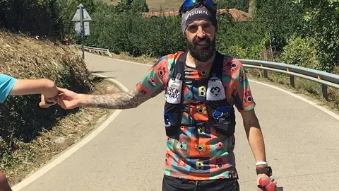 Roberto Rebollo, durante su carrera solidaria para ayudar en la investigaci&oacute;n del Crohn