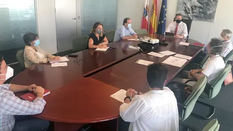 El consejero de Desarrollo Rural, Ganader&iacute;a, Pesca, Alimentaci&oacute;n y Medio Ambiente, Guillermo Blanco, se re&uacute;ne con UGAM