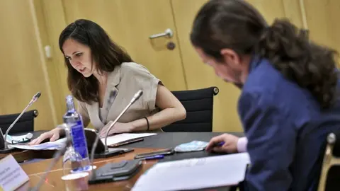 Pablo Iglesias e Ione Belarra en la reuni&oacute;n telem&aacute;tica de la Conferencia Sectorial para la Agenda 2030 con las CCAA, ciudades aut&oacute;nomas y municipios