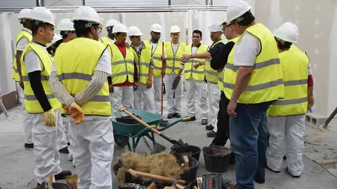 Trabajadores de la construcci&oacute;n reciben formaci&oacute;n