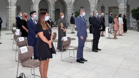 Acto en el Parlamento de Cantabria por el homenaje de estado a las v&iacute;ctimas del Covid en Madrid