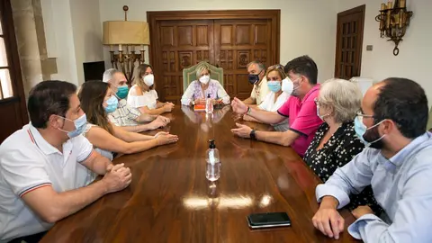 Reuni&oacute;n de la consejera y la alcaldesa